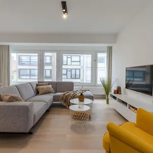 Recently Renovated, Luxury Near The Appartement