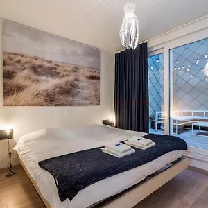 Fully New App W 2 Terraces At A Superb Location! Appartement